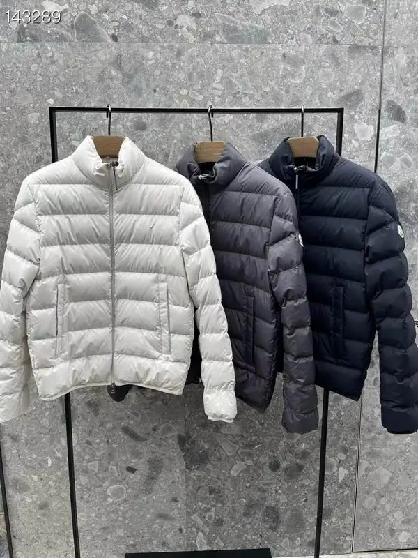 Moncler sz1-5 26yr276